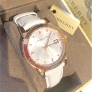 Burberry Women Luxury Leather Check Watch BU9130